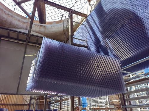 工業(yè)冷卻塔中的水溫越來越高怎么辦(冷卻塔出水溫度高怎么辦)