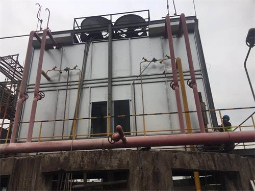 淺談工業(yè)冷卻塔的塔體結(jié)構(gòu)材料(冷卻塔開式閉式成本對比)